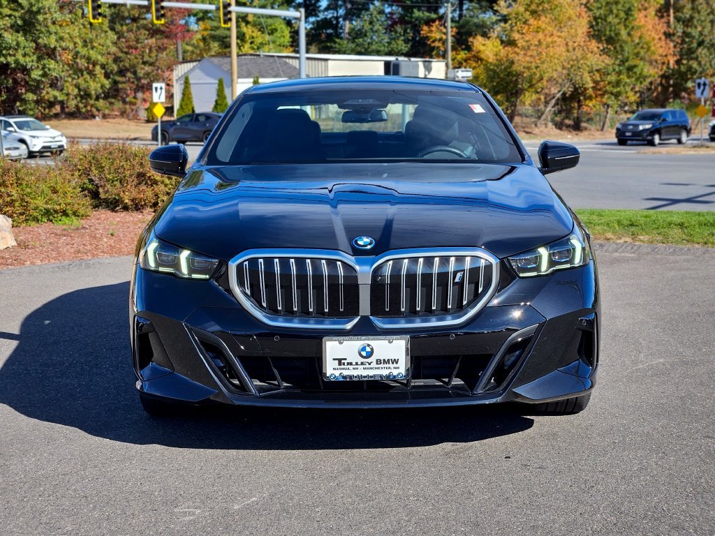 Certified Used 2025 Black Sapphire Metallic BMW xDrive40 image 2