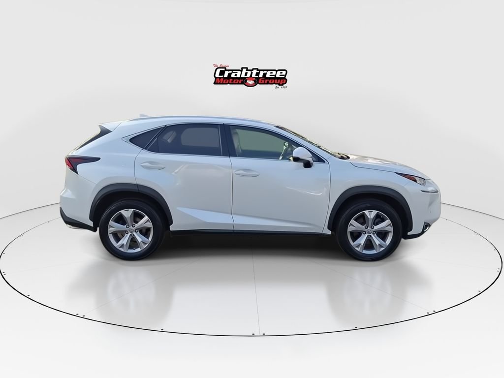 Used 2017 White Lexus 200t image 9