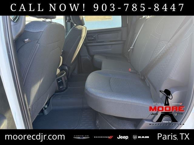New 2026 Bright White Clearcoat RAM Tradesman image 32