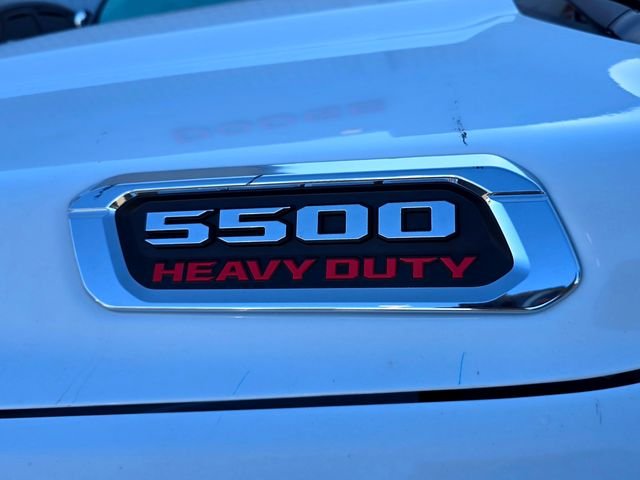 New 2026 Bright White Clearcoat RAM Tradesman image 31