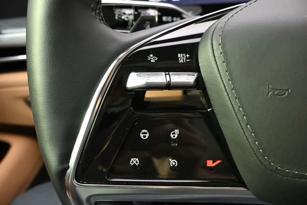 2025 Cadillac Escalade IQ Luxury 2 - Photo 35