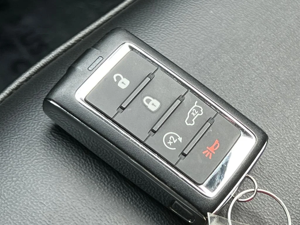 Used 2023 Black Jeep Limited image 35