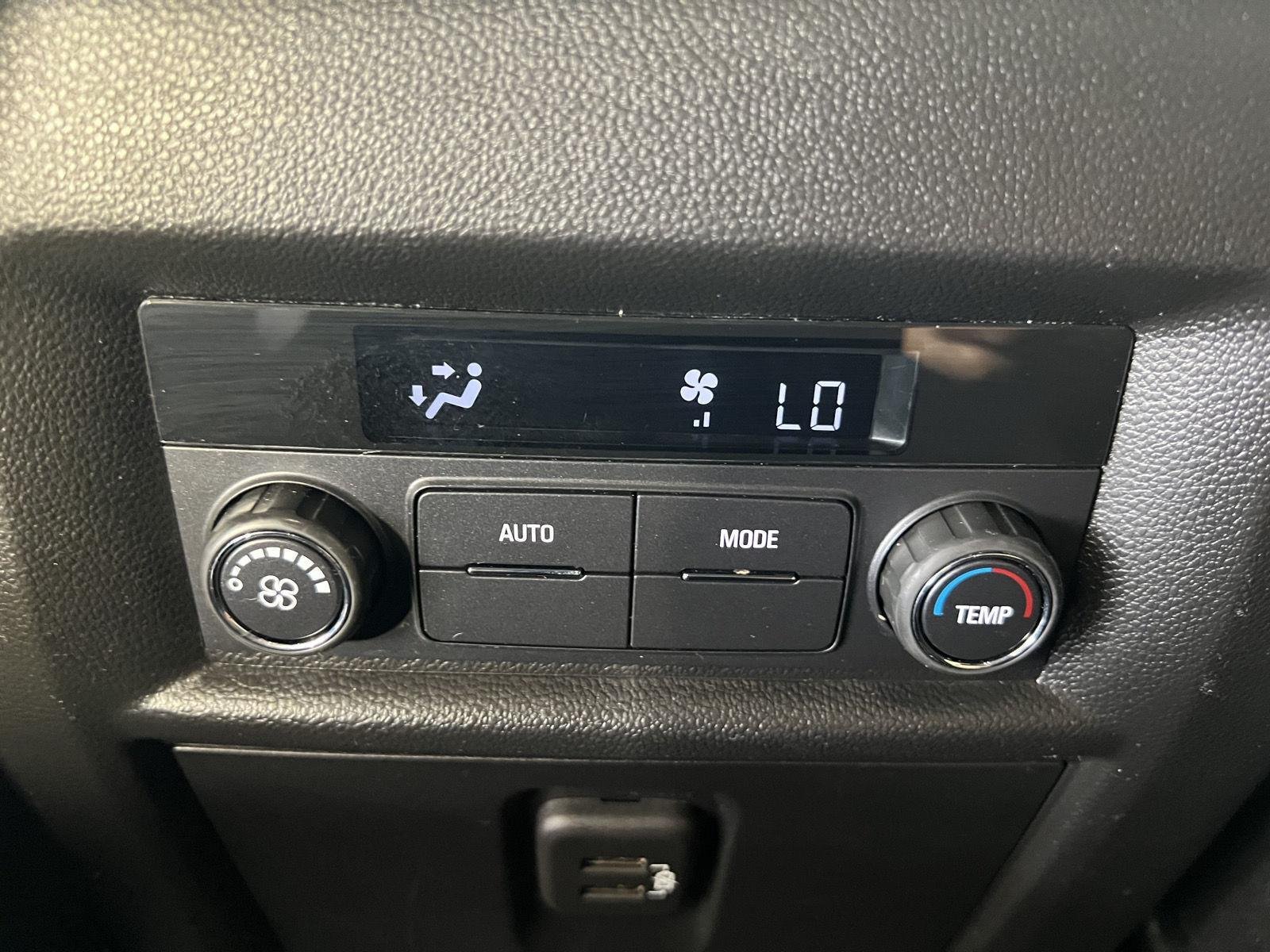 Used 2023 Mosaic Black Metallic Chevrolet LT Cloth image 19