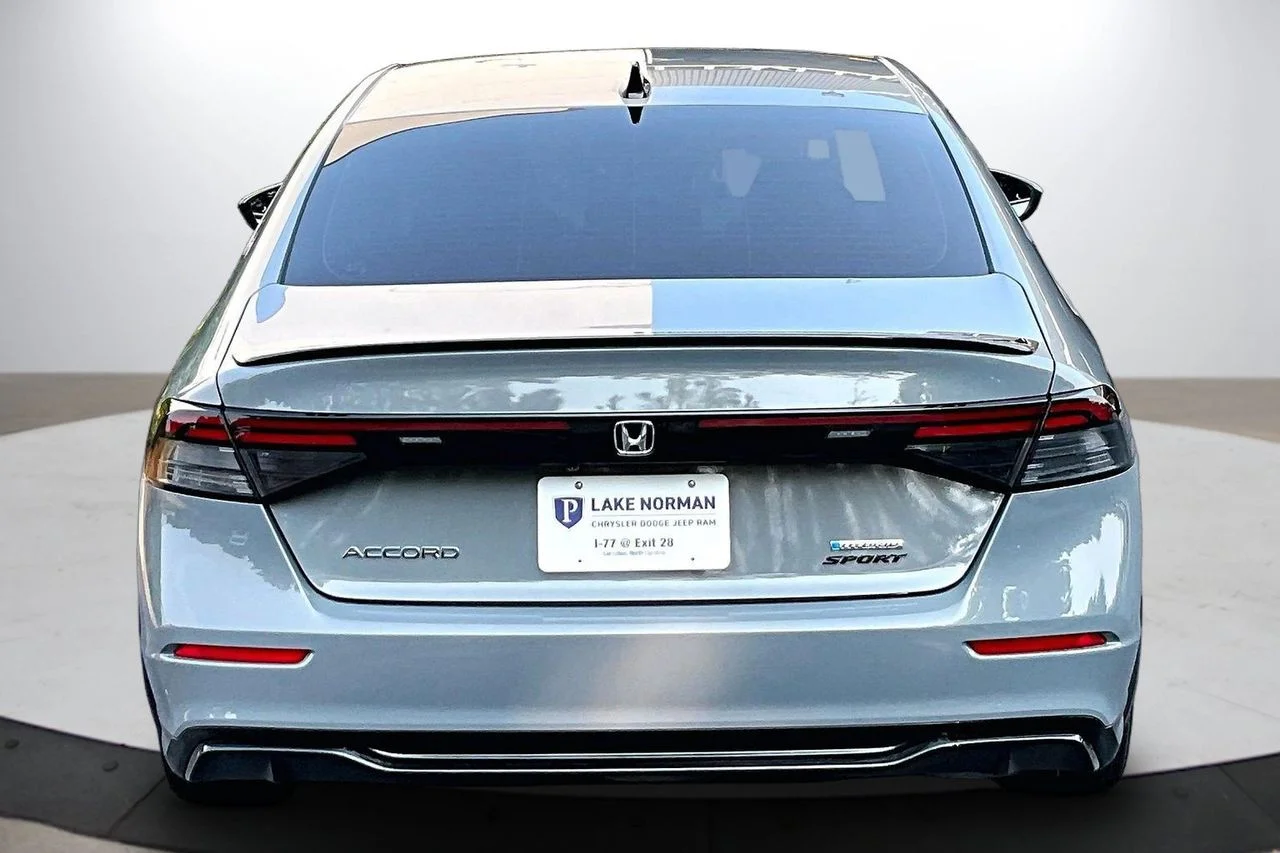Certified Used 2025  Honda Sport-L image 7