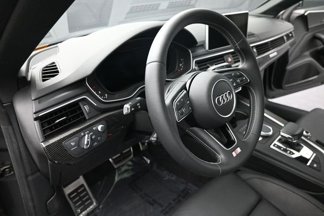 Used 2018 Gray Audi 3.0T Prestige image 17