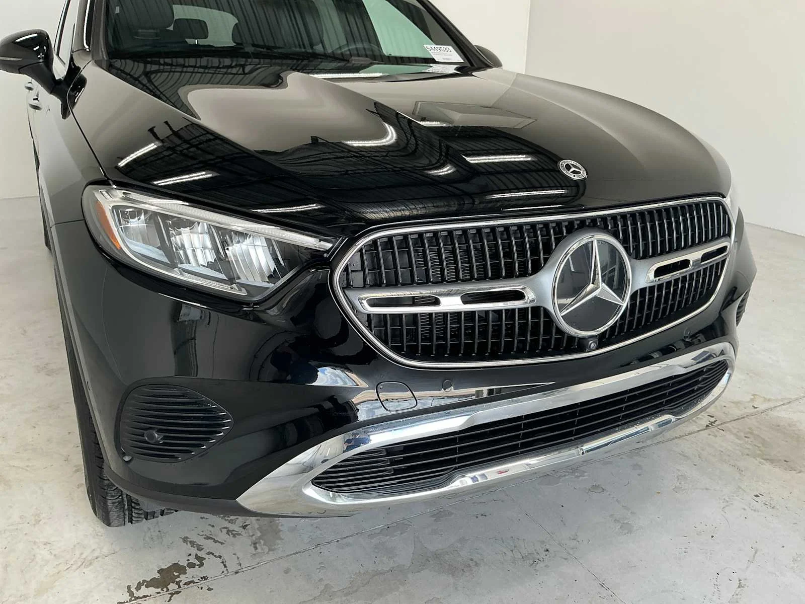 Certified Used 2026 Black Mercedes-Benz GLC 300 image 5
