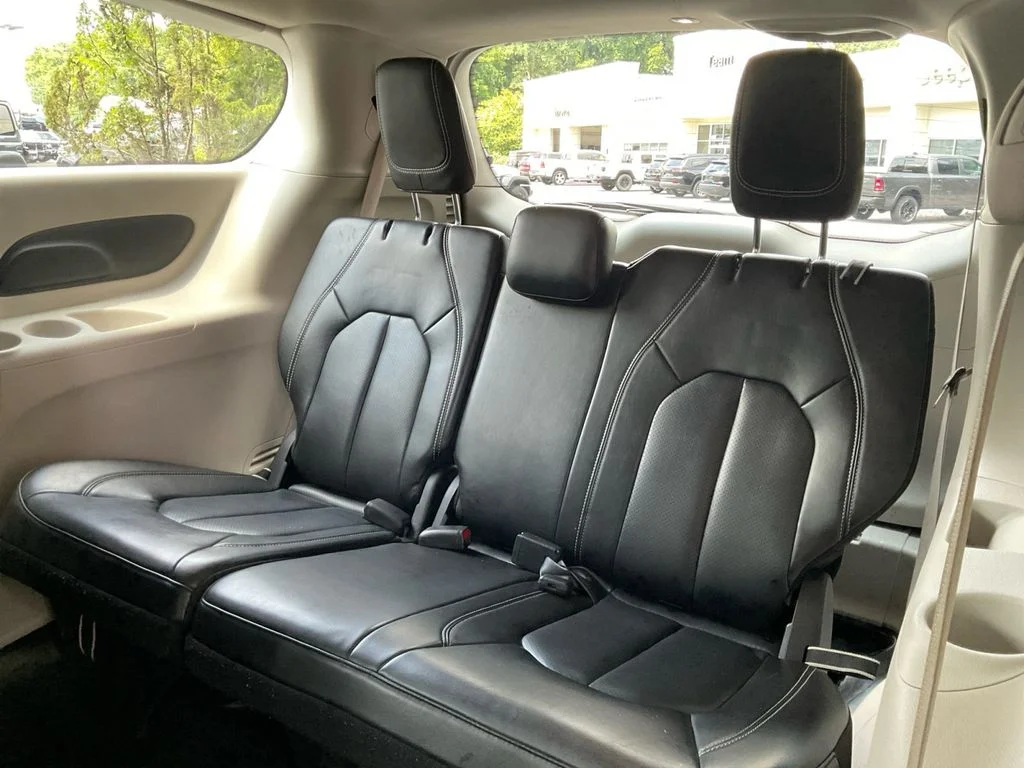 Used 2023 Blue Chrysler Touring L image 29