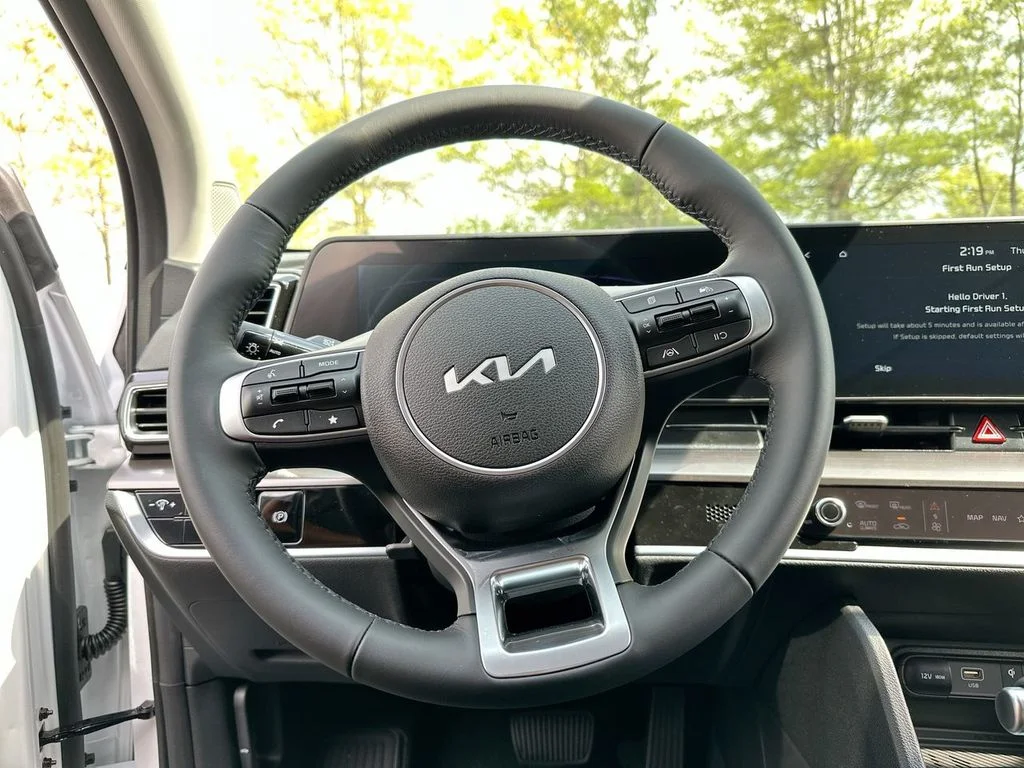Used 2024 White Kia EX image 33