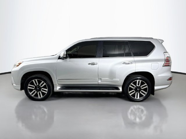 Used 2015 Silver Lexus 460 Luxury image 4