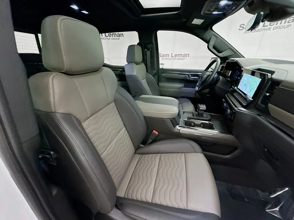 Used 2026 White Chevrolet ZR2 image 31