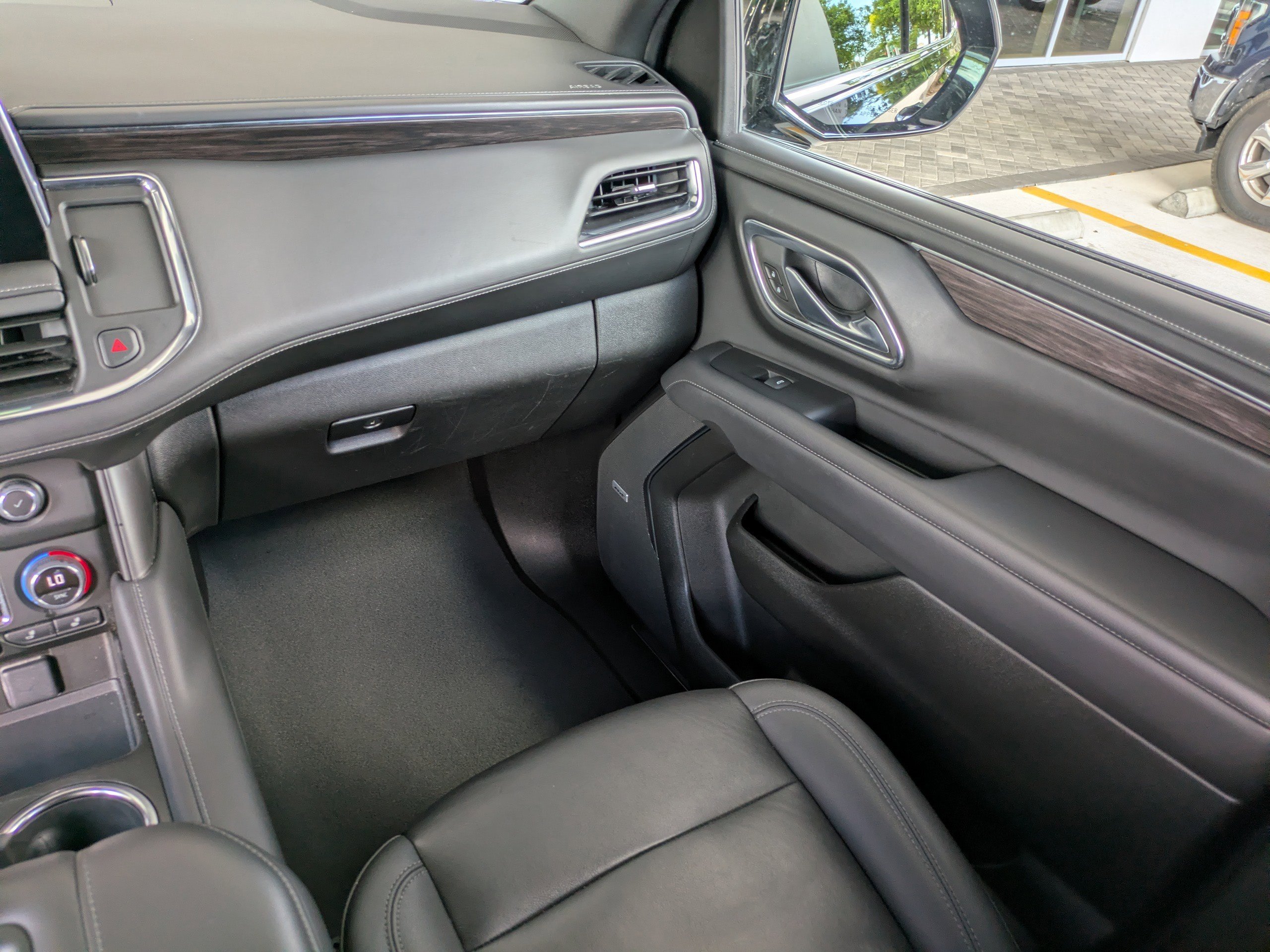 Used 2024 Midnight Blue Metallic Chevrolet LT image 19