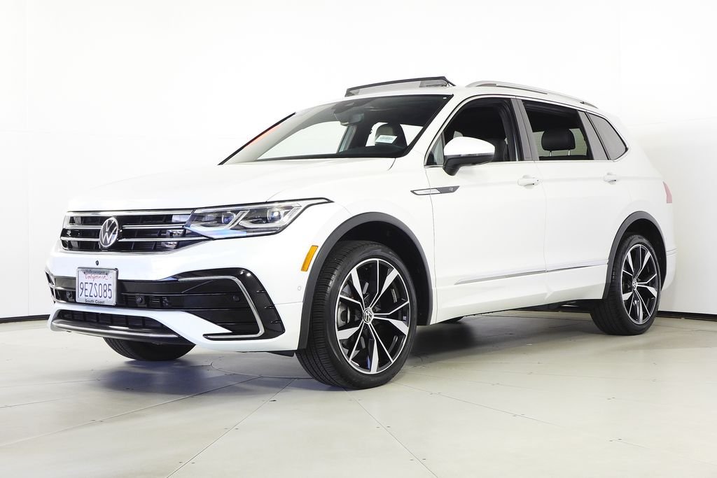Certified Used 2023 White Volkswagen 2.0T SEL R-Line image 2