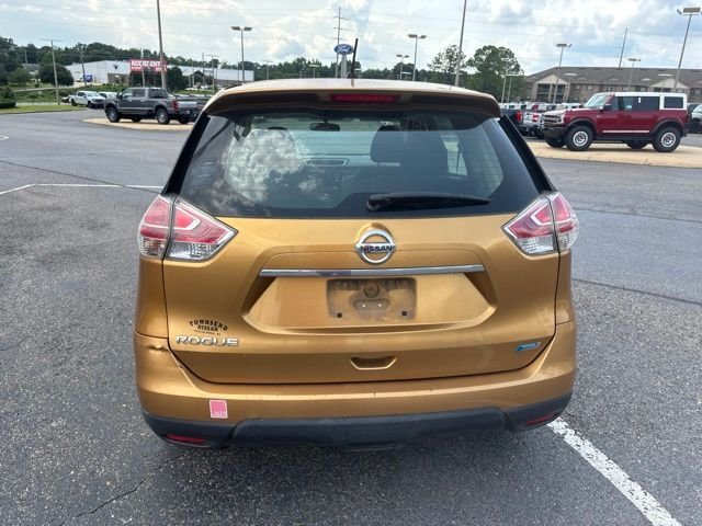 Used 2014 Orange Nissan S image 15