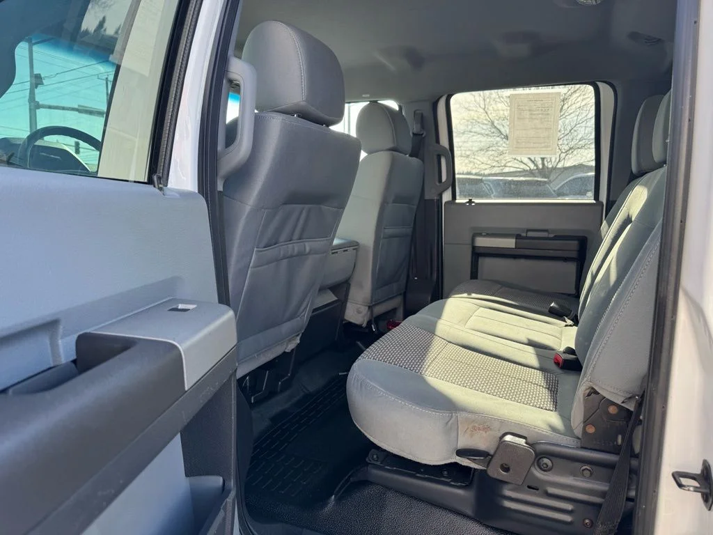 Used 2016 White Ford XLT image 17