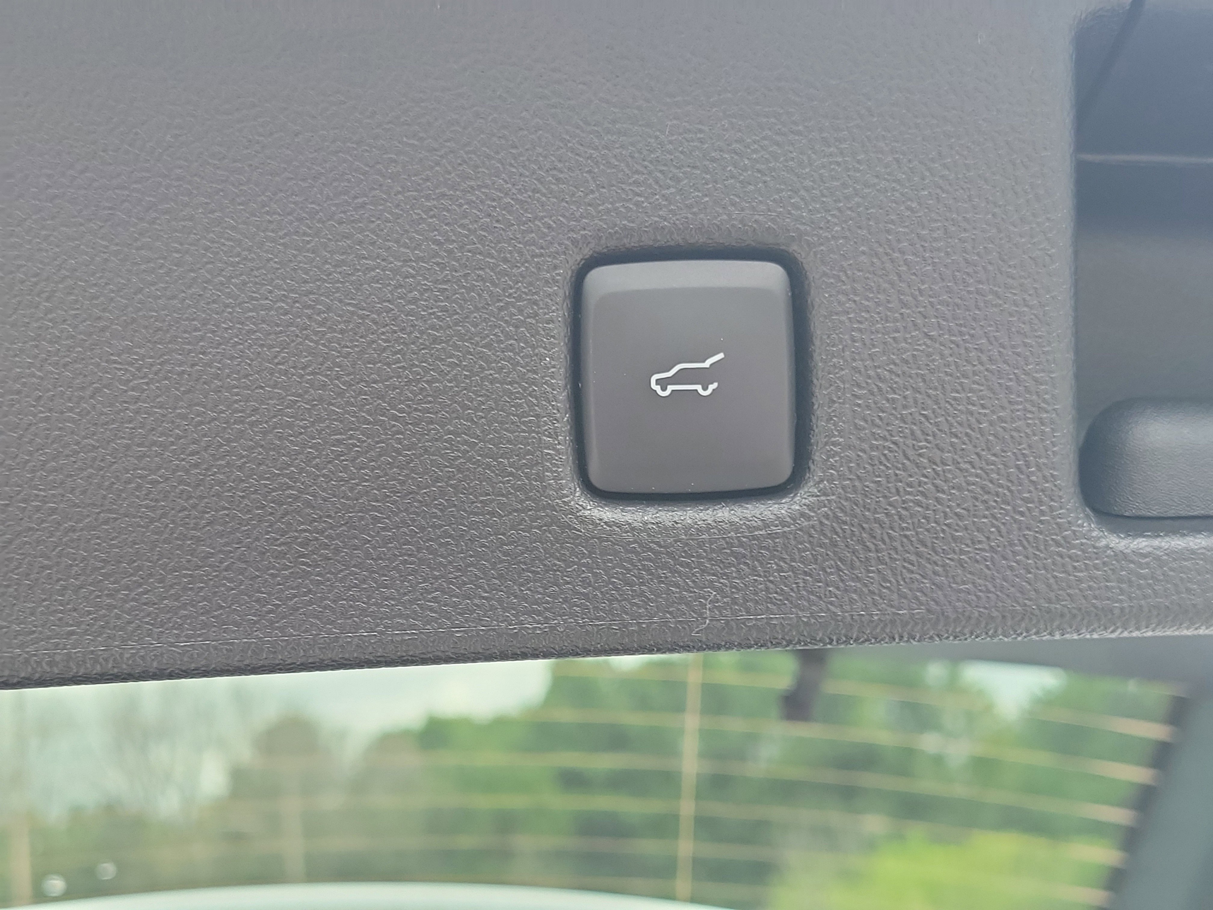 New 2026 Oxford White Ford Active® image 9