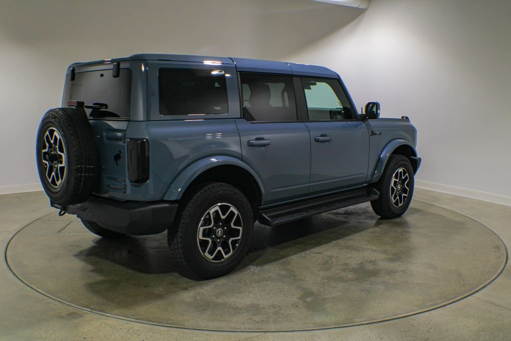 Used 2025 Azure Gray Metallic Ford Outer Banks image 6