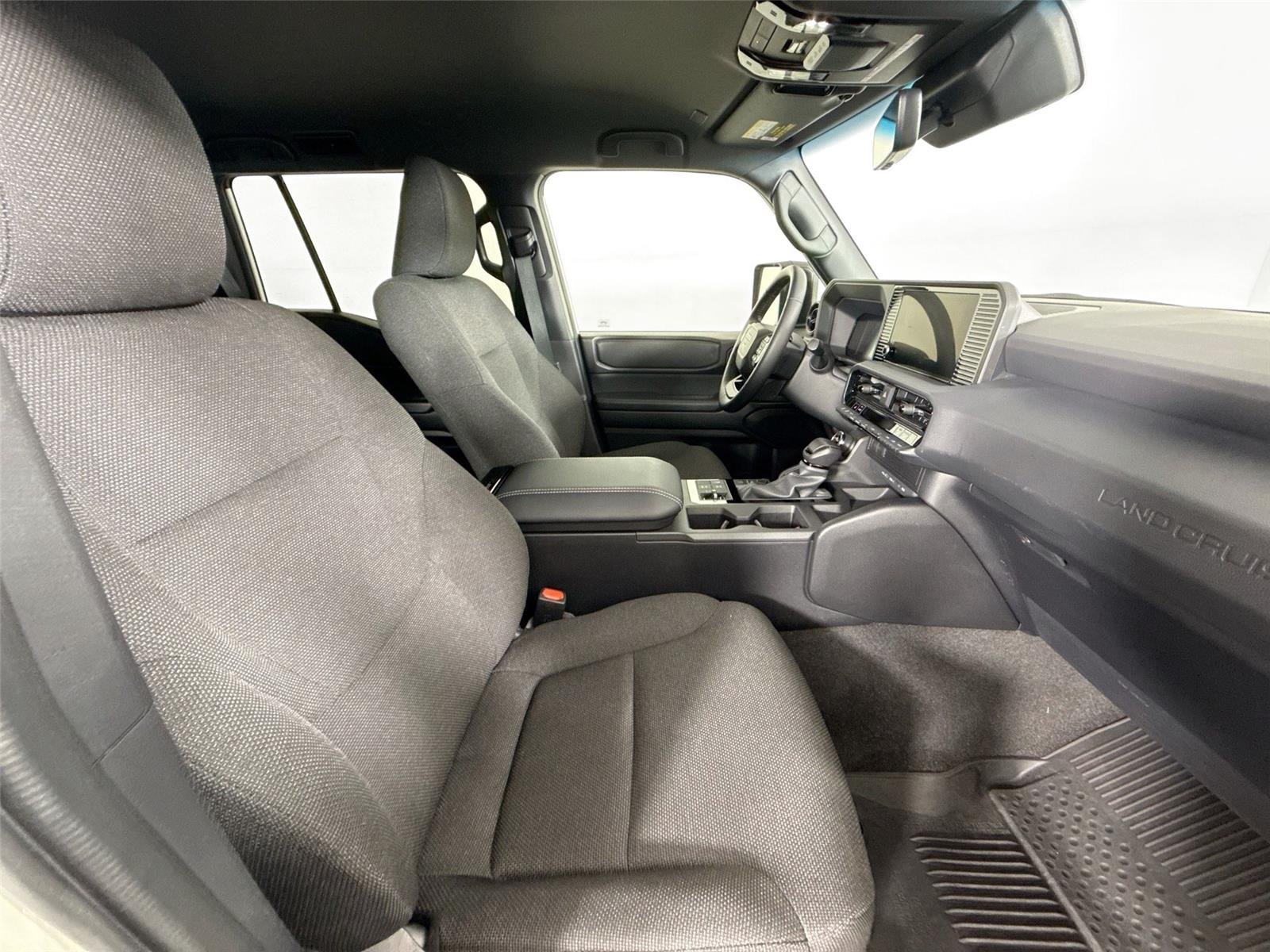 Used 2025 Ice Cap Toyota 1958 image 39