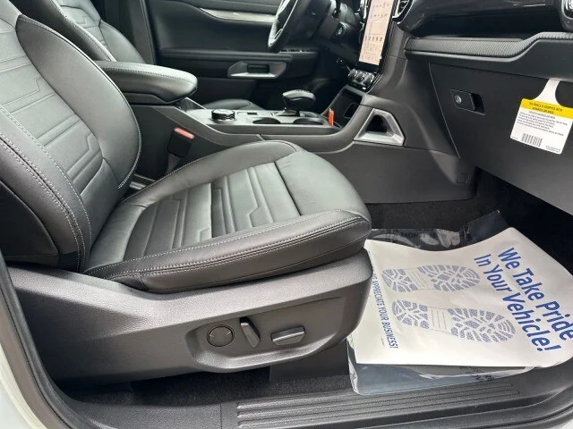 New 2024 Cactus Gray Ford LARIAT image 61