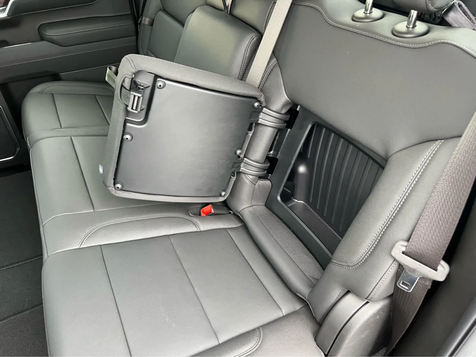 2026 GMC Sierra 1500 SLT - Photo 31