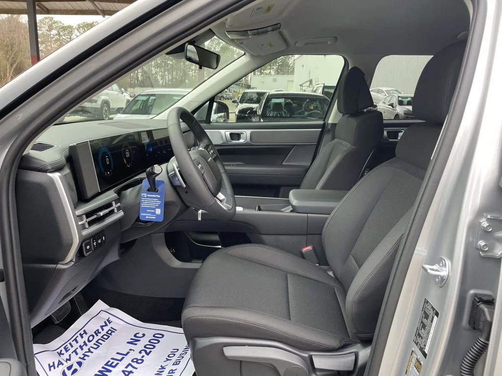New 2026 Silver Hyundai SE image 17