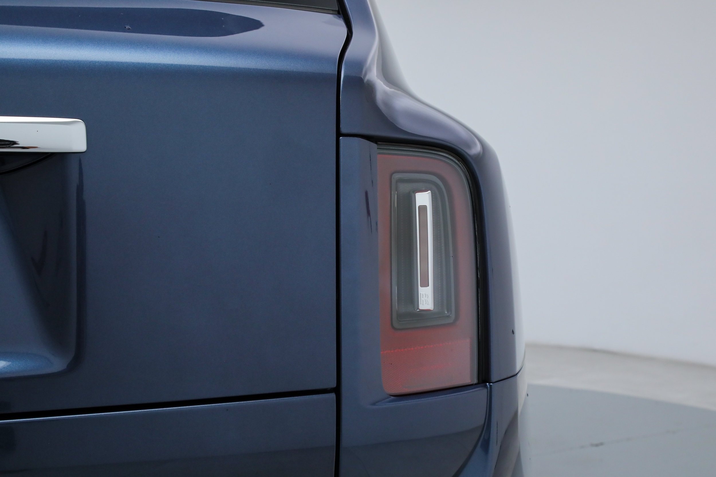 Used 2026 Blue Rolls-Royce  image 16