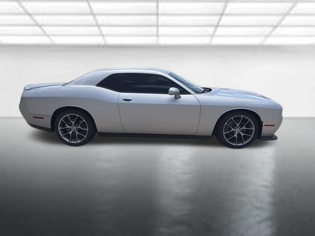 2022 Dodge Challenger GT Auto's photo