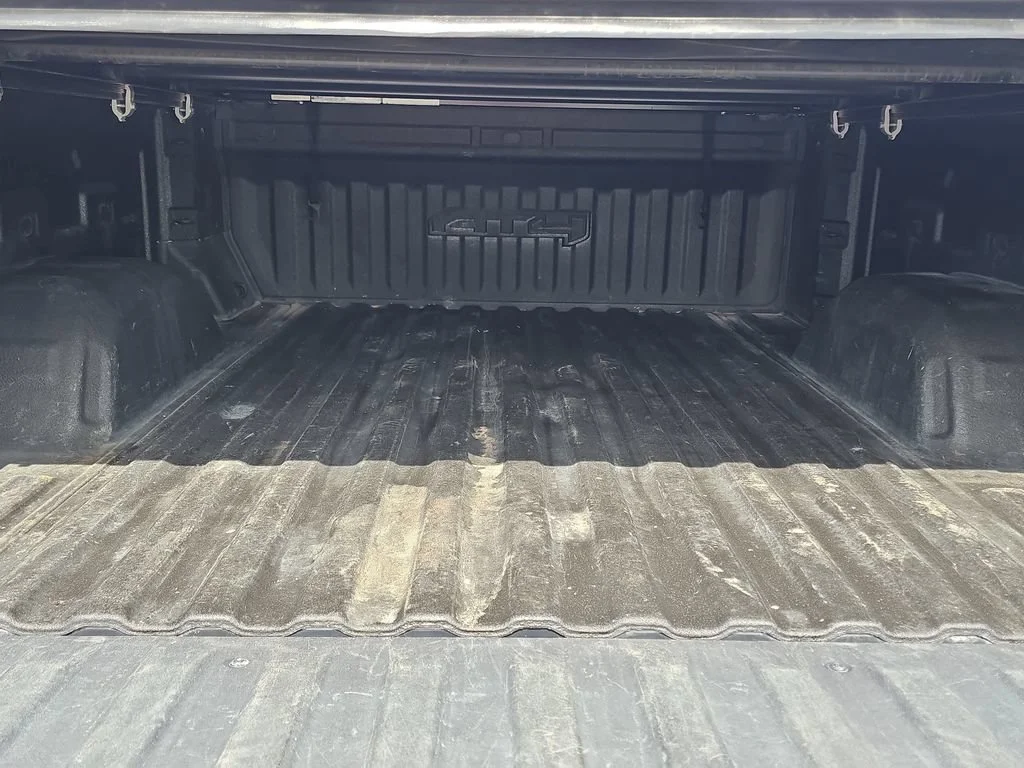 Used 2020 ONYX BLACK GMC AT4 image 13