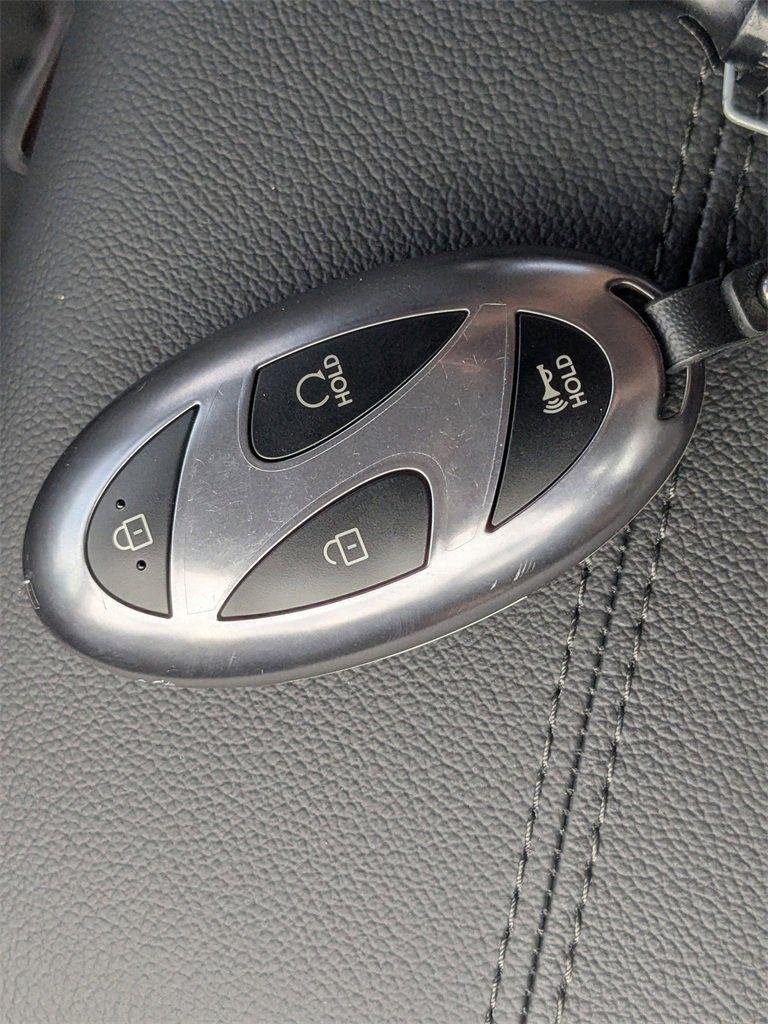 New 2026 White Hyundai SE FWD image 32