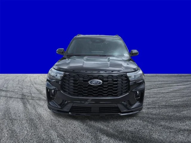 New 2026 Agate Black Metallic Ford ST-Line image 9