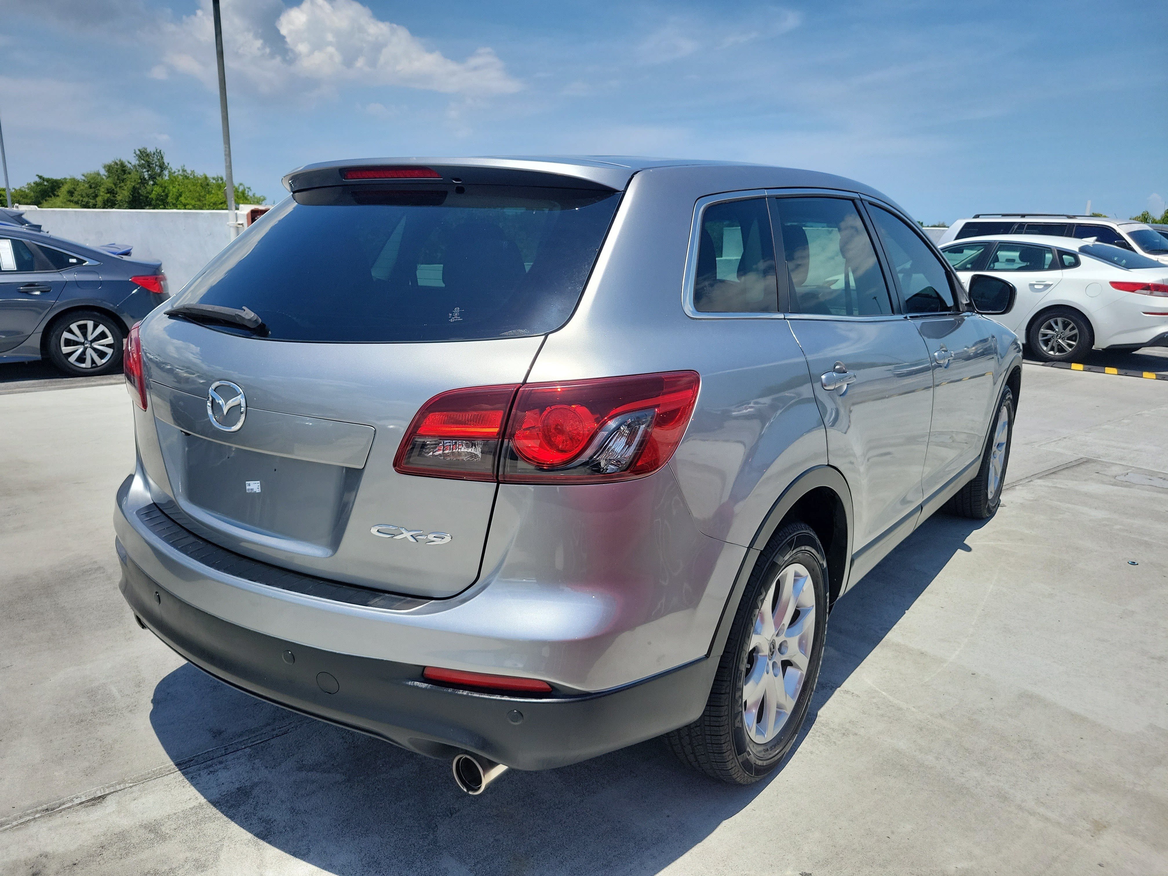 Used 2015 Liquid Silver Mazda Touring image 7