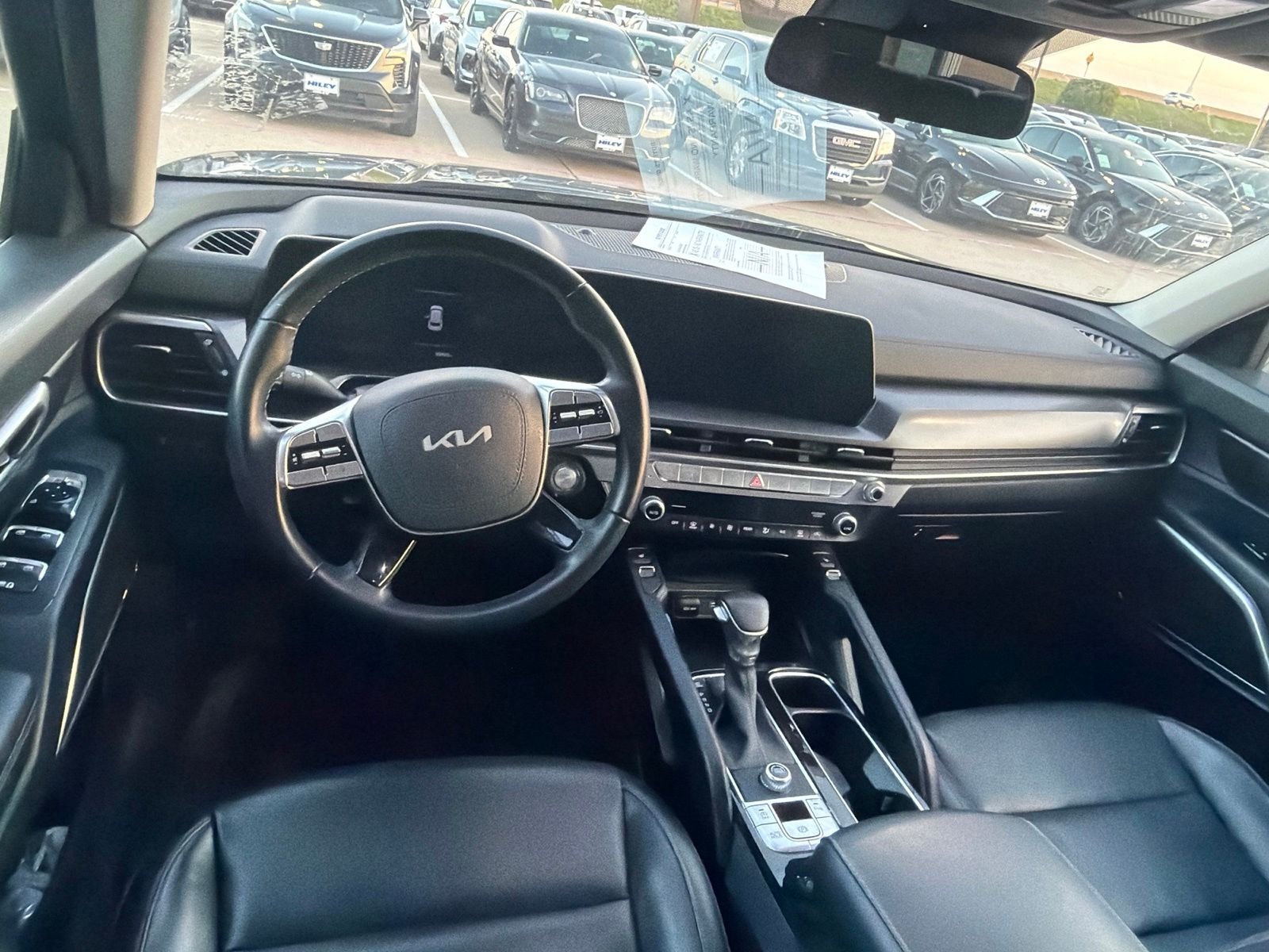Used 2025 Ebony Black Kia S image 8