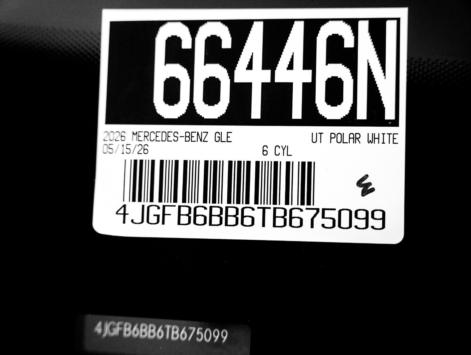 New 2026 Polar White Mercedes-Benz AMG® GLE 53 4MATIC+ SUV image 26