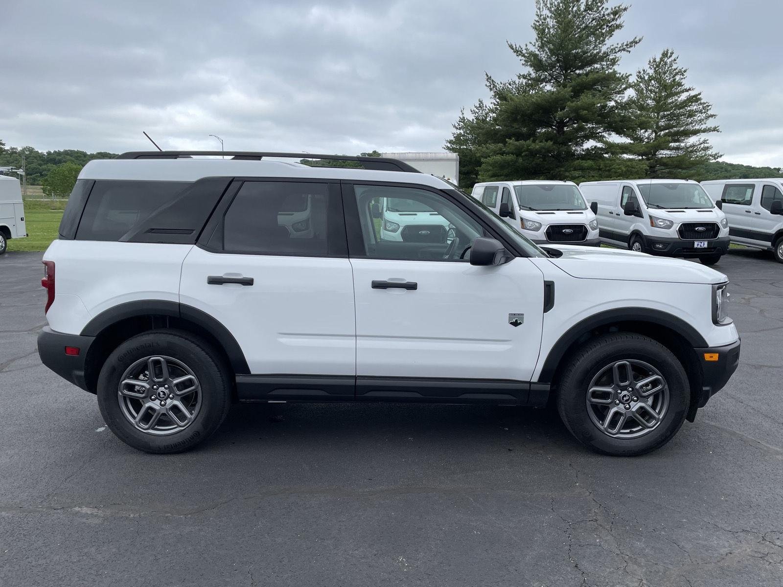 Used 2025  Ford Big Bend image 6