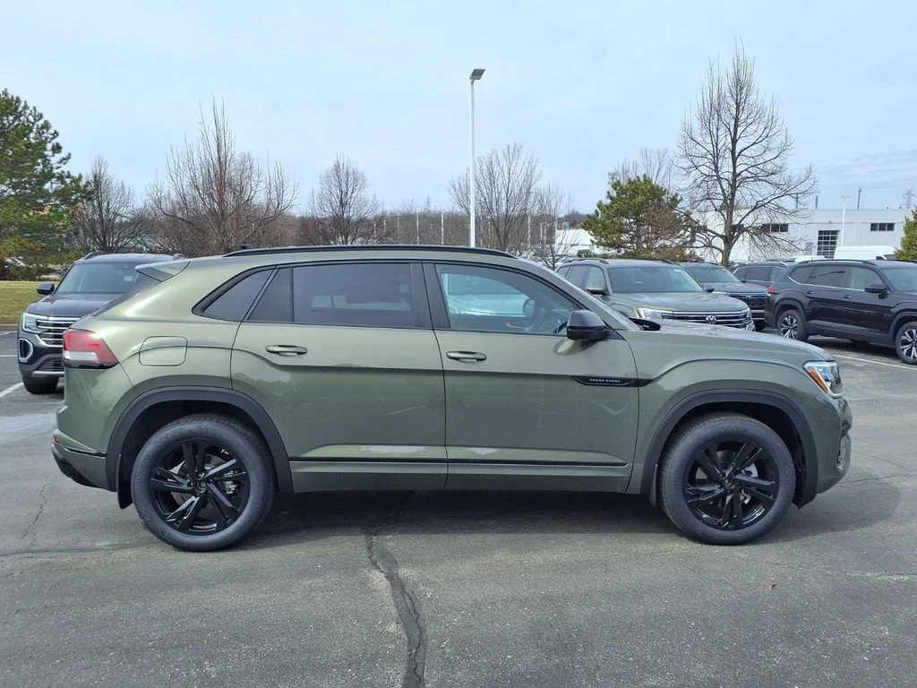 New 2026 Avocado Green Pearl Volkswagen 2.0T SEL R-Line Black image 3