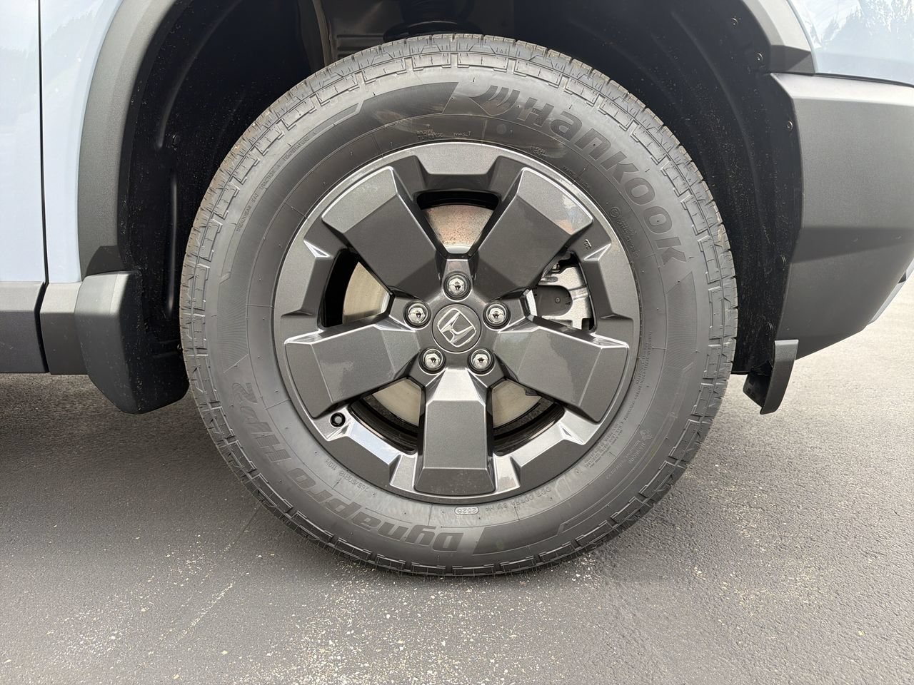 New 2026 Sonic Gray Pearl Honda RTL image 10
