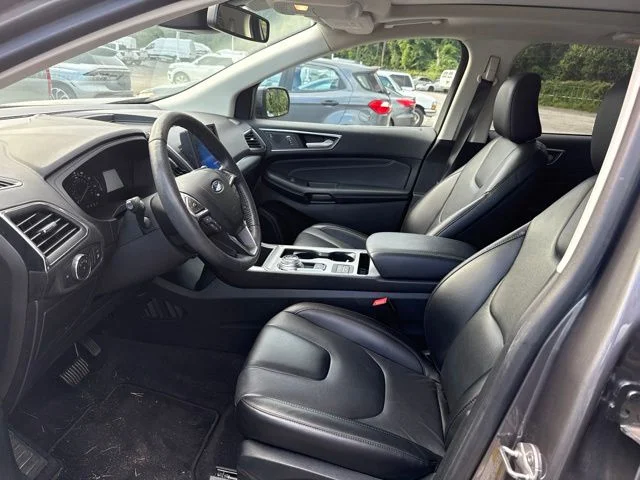 Used 2022 Gray Metallic Ford Titanium image 5