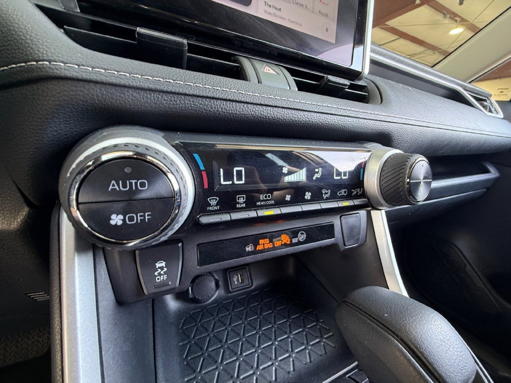 Used 2025 Silver Toyota XLE image 23