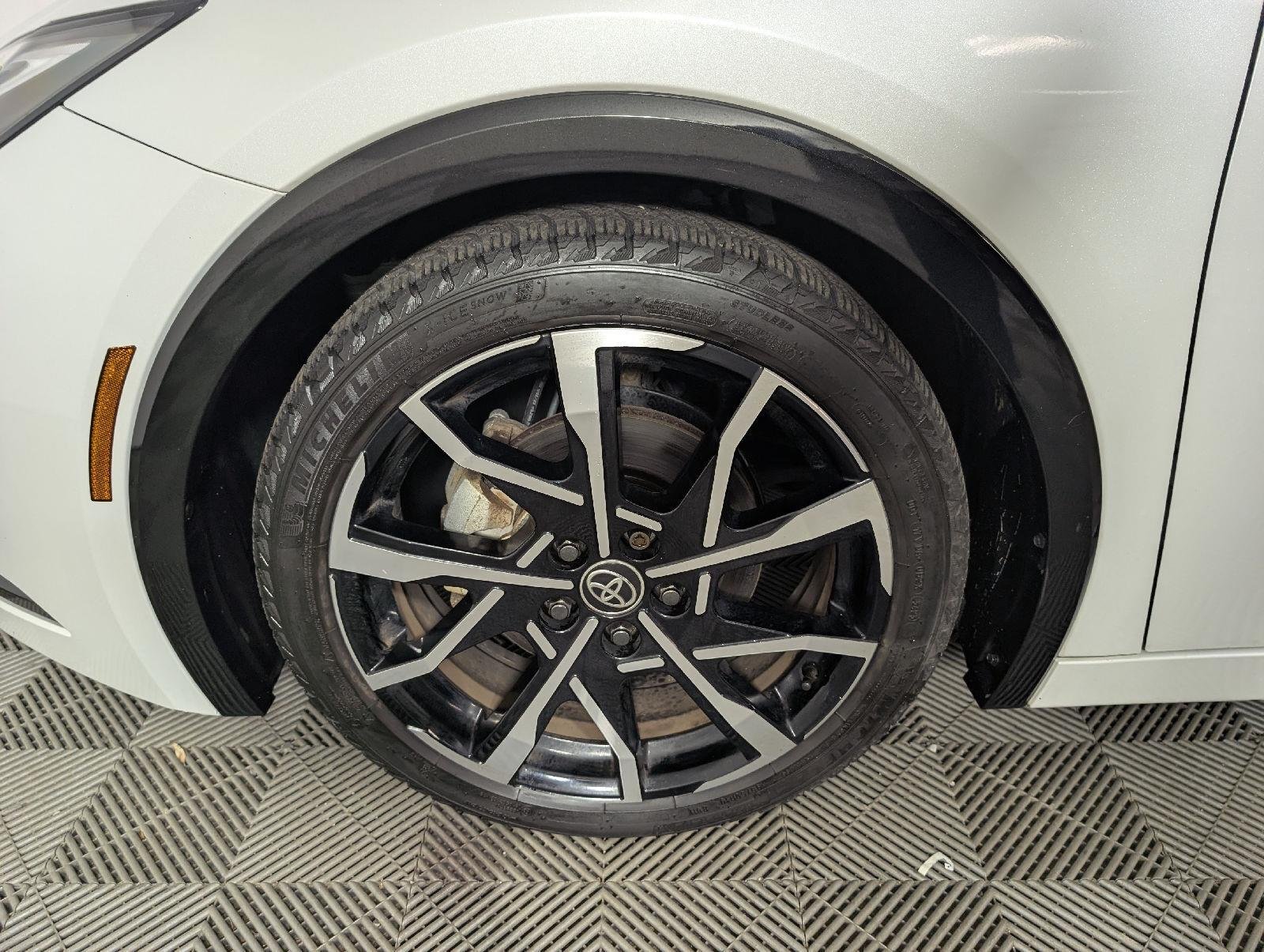 Used 2023 Wind Chill Pearl Toyota XSE image 10