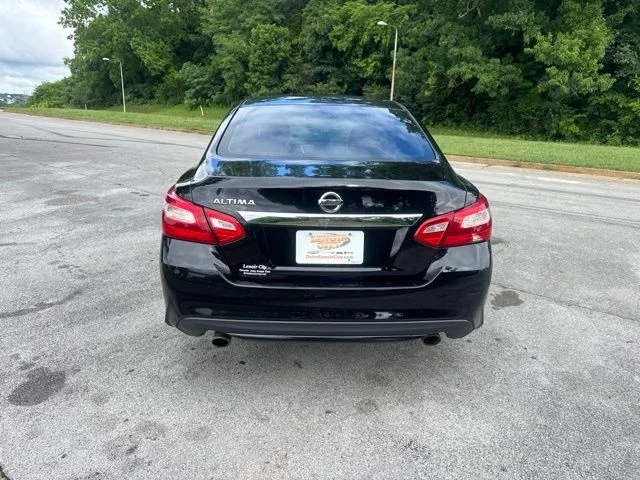 Used 2017 Black Nissan 2.5 S image 6