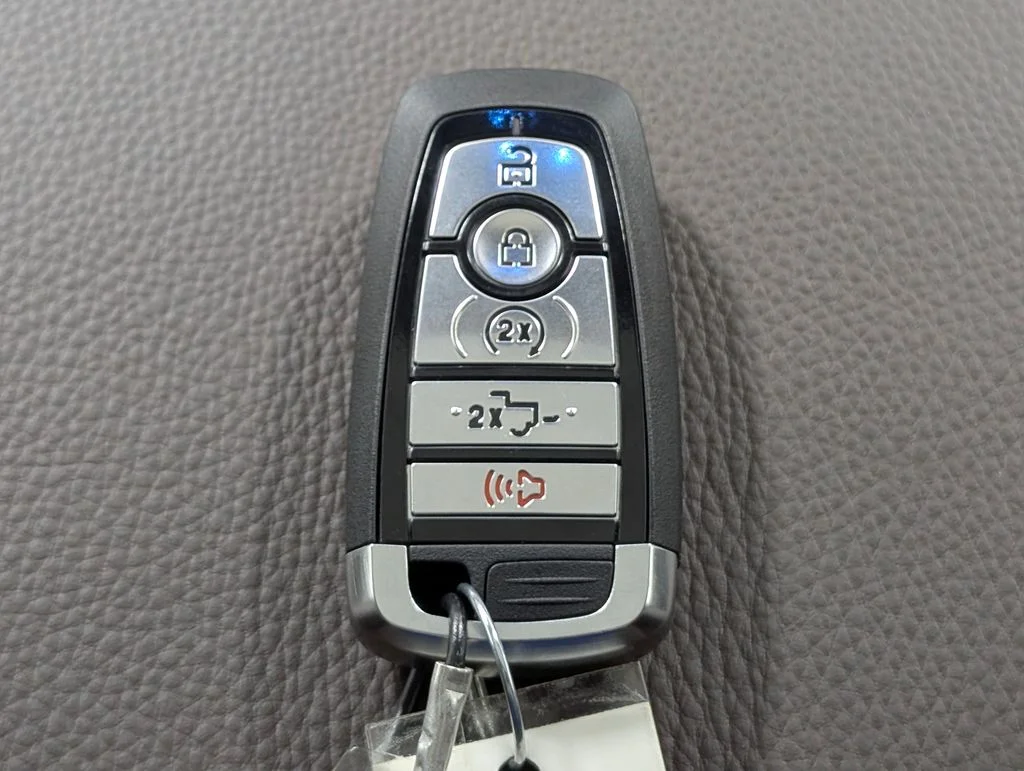New 2026 Agate Black Metallic Ford F-250® King Ranch® image 34