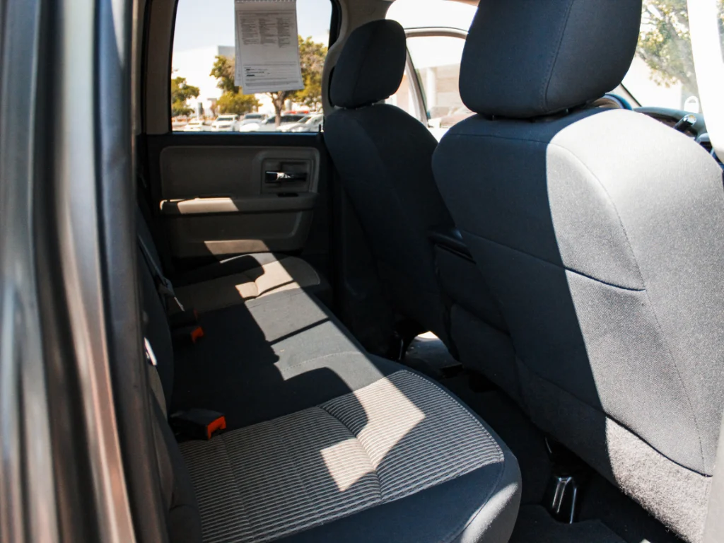 Used 2009 Mineral Gray Metallic Clearcoat Dodge SLT image 22