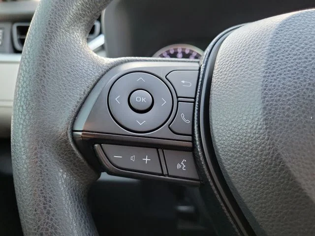 Used 2020 Red Toyota XLE image 32