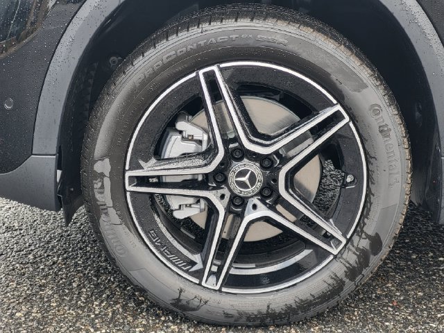 New 2026 Night Black Mercedes-Benz GLA 250 image 17