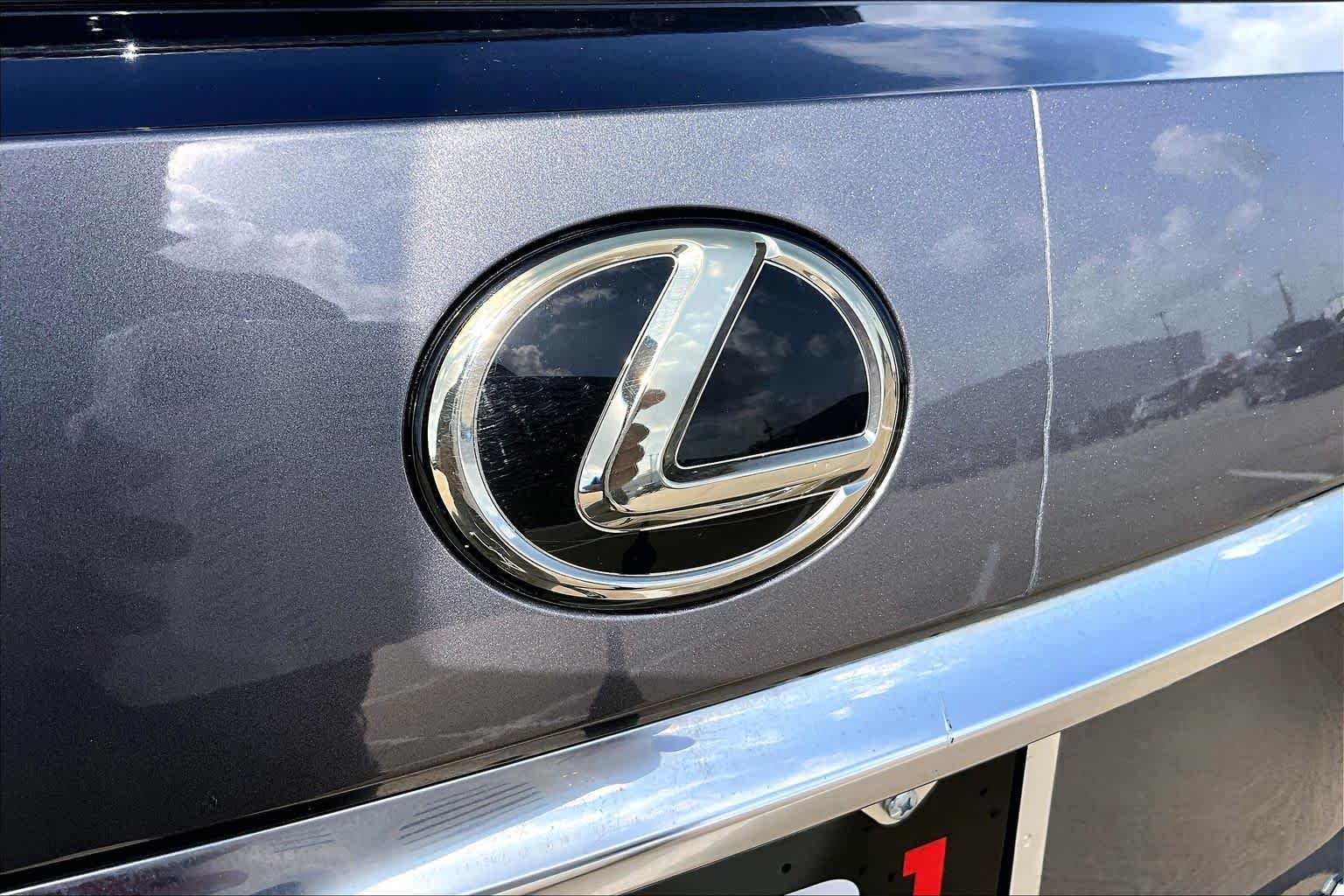 Used 2016 Nebula Gray Pearl Lexus  image 31