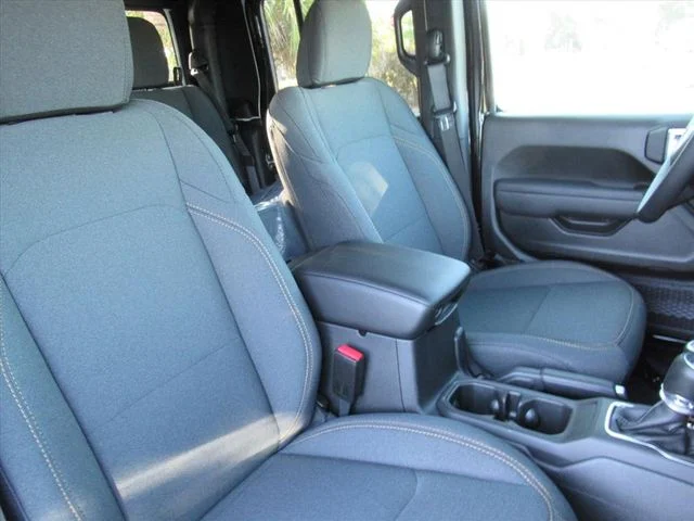 New 2026 Black Clear-Coat Exterior Paint Jeep Sport S image 9