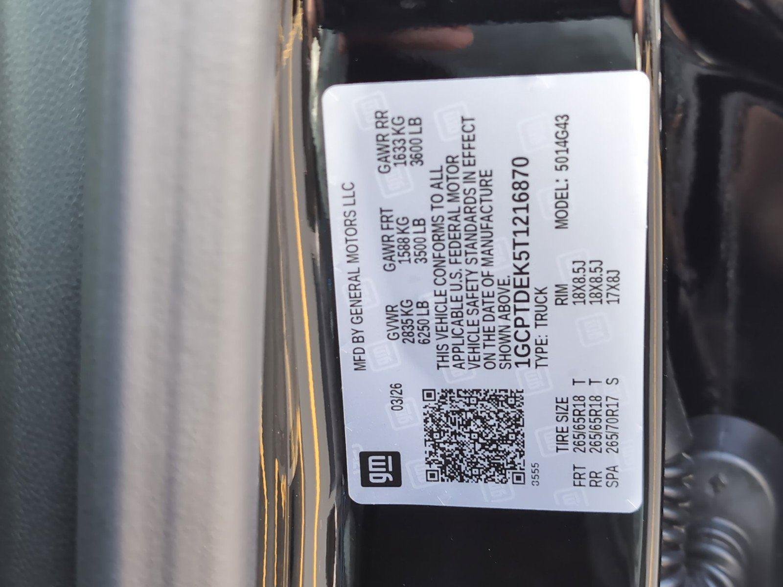 New 2026 Black Chevrolet Z71 image 33