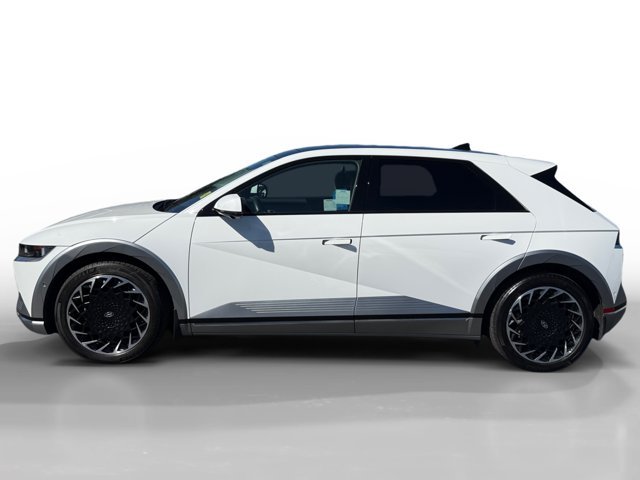 Used 2023 White Hyundai Limited image 2