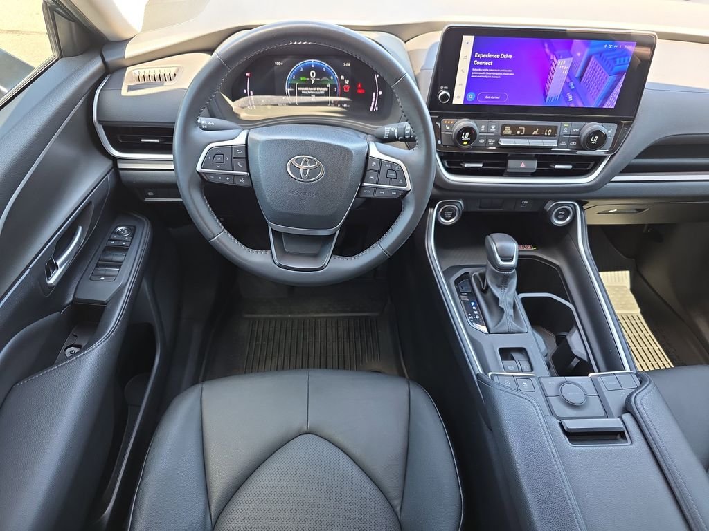 Used 2024 White Toyota XLE image 13