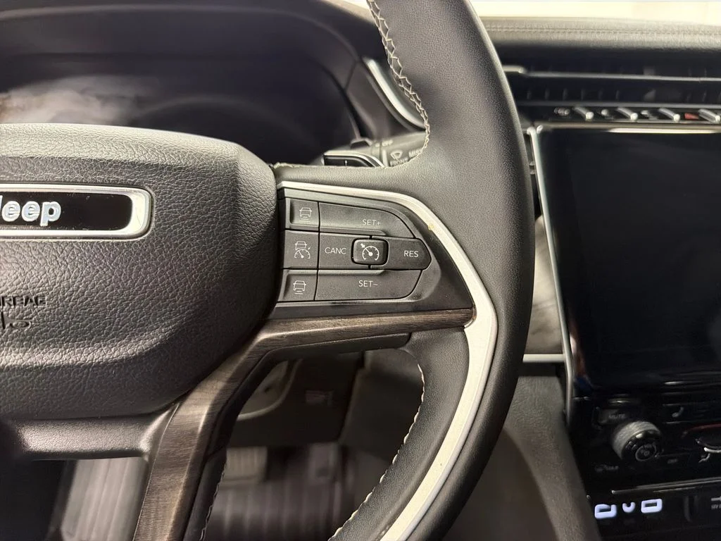 Certified Used 2023 Gray Jeep Limited image 21
