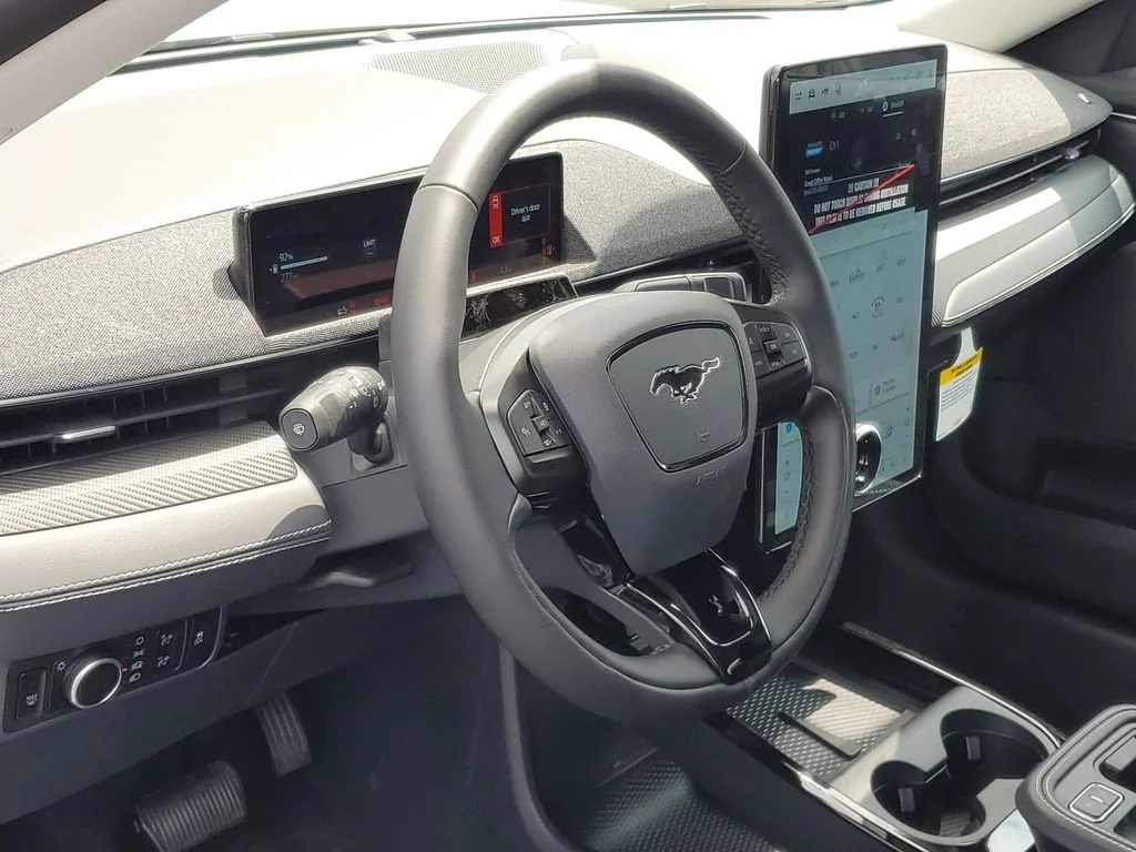 2026 Ford Mustang Mach-E Premium - Photo 8